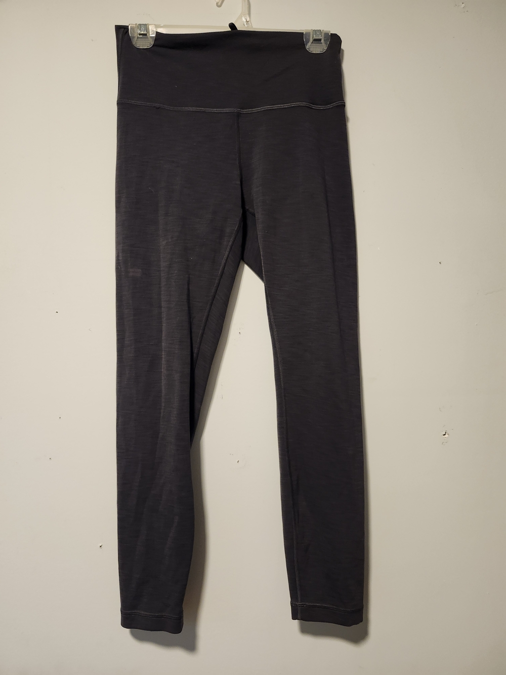 🩶 Lululemon Dark Grey High-Waisted Leggings | Size 8